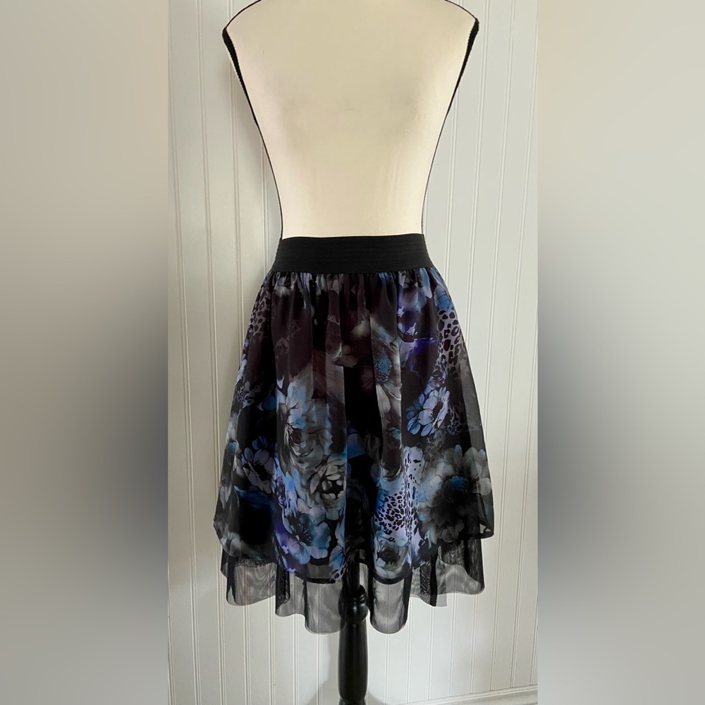 Women’s Giulio Italy Sheer Floral‎ Skirt Black Blue – Size Large
